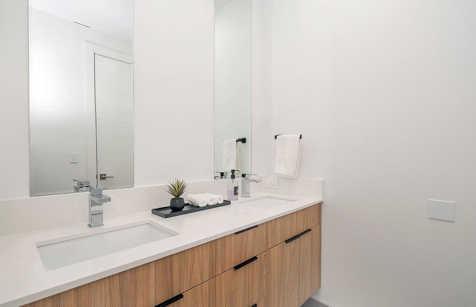 Water Damage Restoration Long Beach CA | Water Damage Restoration Near Me Long Beach CA
